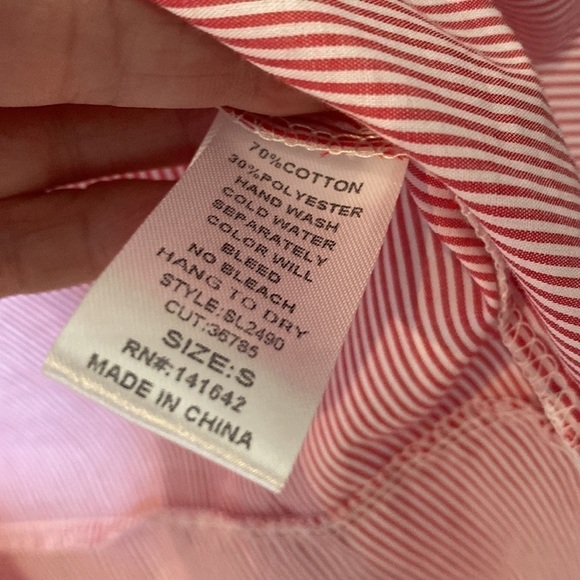 She + sky Button down  tie cold shoulder sleeve high low hem SZ S to larger top - Picture 4 of 6